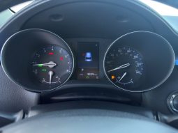 
										2019 Toyota C-HR XLE full									
