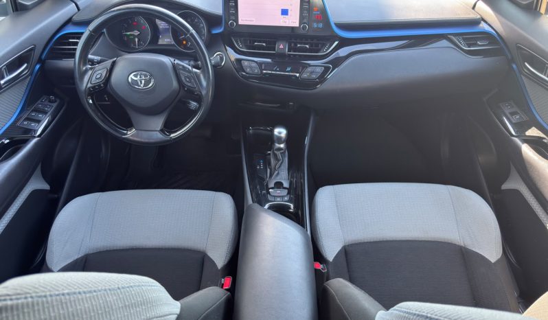 
								2019 Toyota C-HR XLE full									