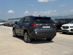 
										2020 Toyota RAV4, LE full									