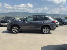 2020 Toyota RAV4, LE