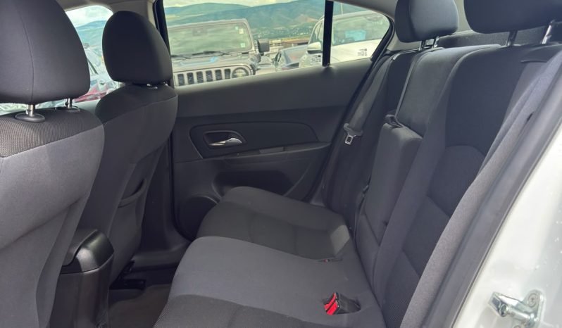 
								2016 Chevrolet Cruze, LT full									
