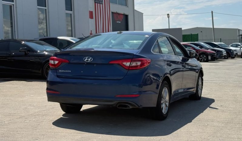 
								2017 Hyundai Sonata, SE full									