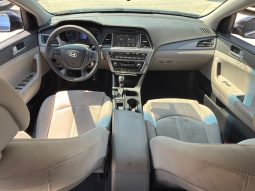 
										2017 Hyundai Sonata, SE full									