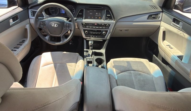 
								2017 Hyundai Sonata, SE full									