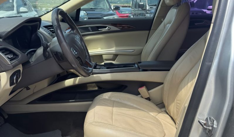 
								2013 Lincoln MKZ full									