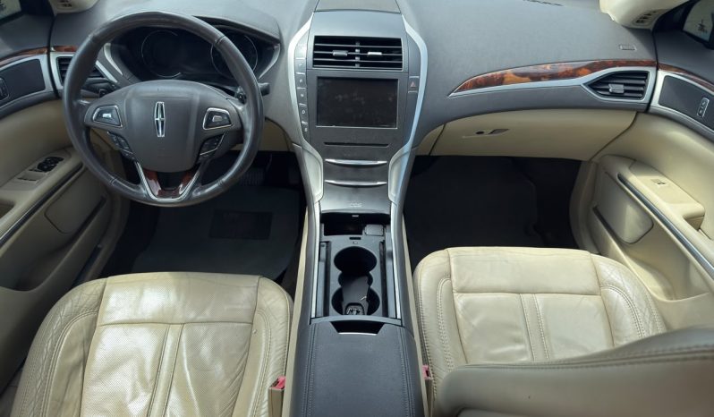 
								2013 Lincoln MKZ full									