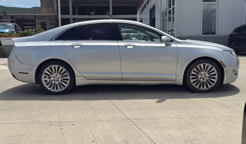 
								2013 Lincoln MKZ full									