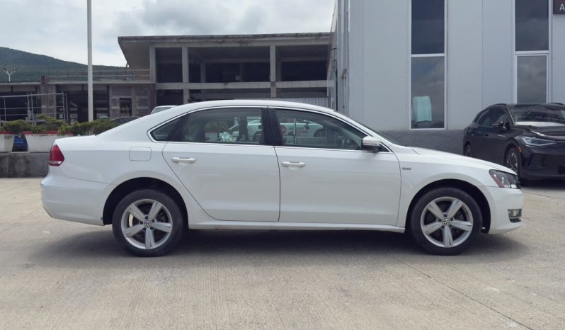 
								2015 Volkswagen Passat, S full									