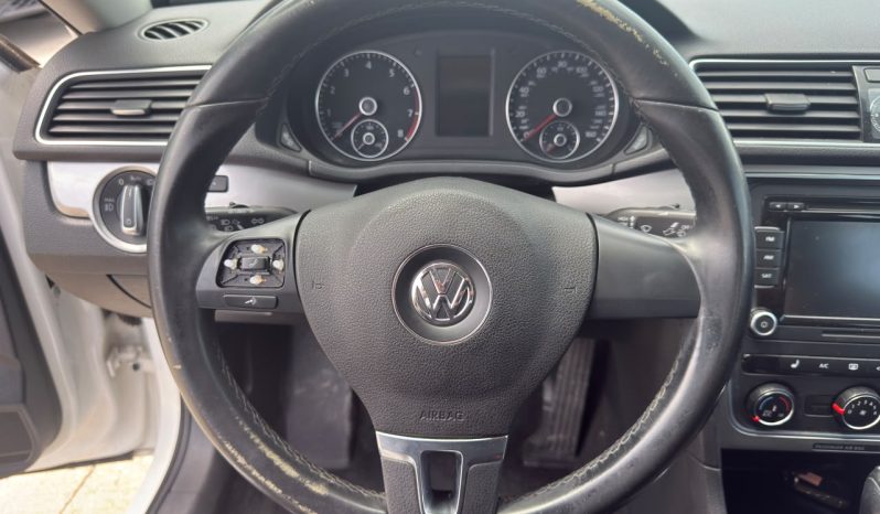 
								2015 Volkswagen Passat, S full									