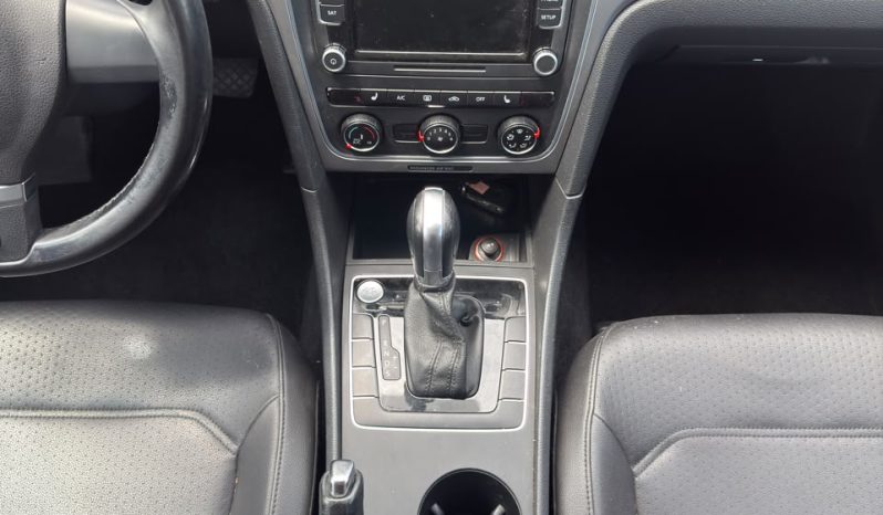 
								2015 Volkswagen Passat, S full									