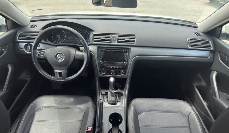 
								2015 Volkswagen Passat, S full									