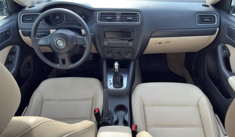 
								2014 Volkswagen Jetta, SE full									