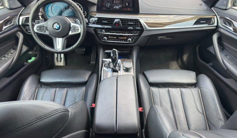 
								2018 BMW 5 Series, 540I full									