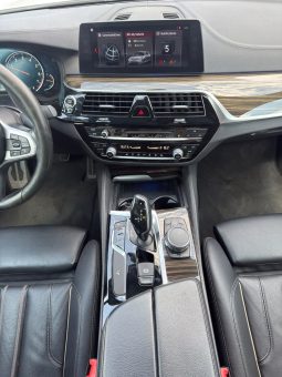 
										2018 BMW 5 Series, 540I full									
