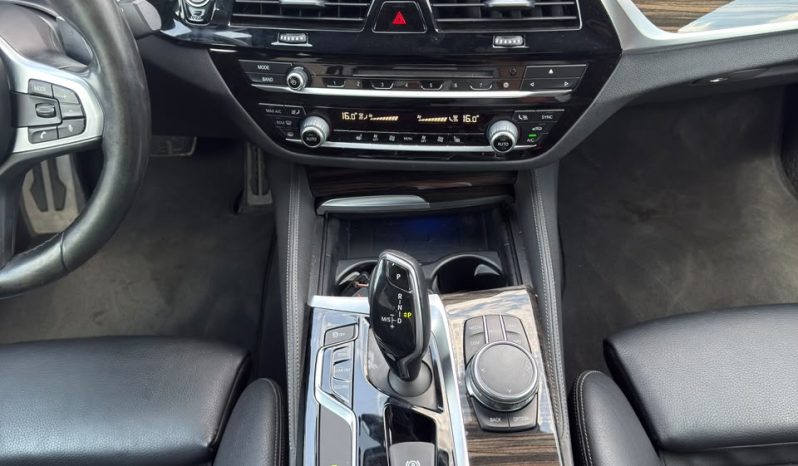 
								2018 BMW 5 Series, 540I full									