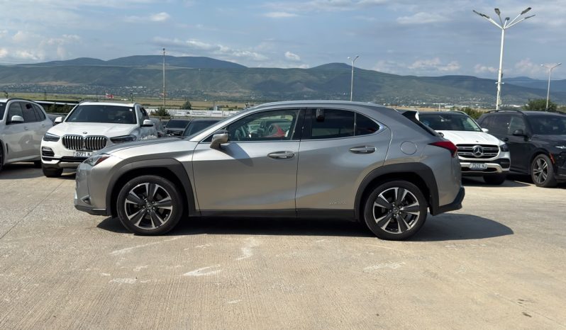 
								2020 Lexus UX 250H full									