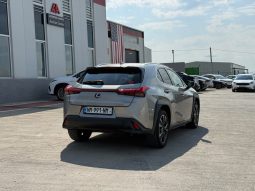 
										2020 Lexus UX 250H full									