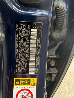 
										2013 Lexus ES, 300H full									