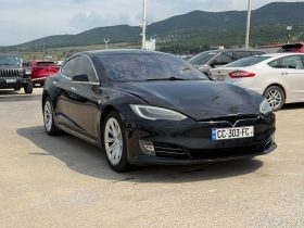 2016 Tesla MODEL S