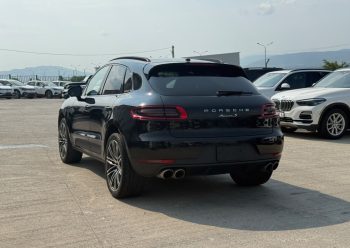 2016 Porsche Macan, S
