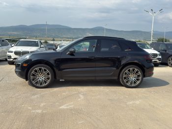 2016 Porsche Macan, S