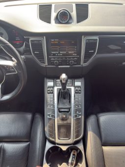 
										2016 Porsche Macan, S full									