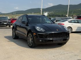2016 Porsche Macan, S