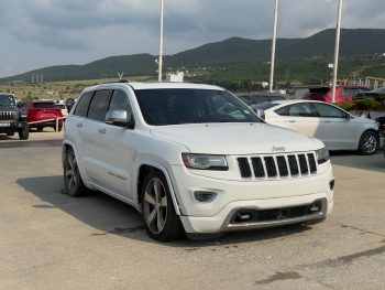 2014 Jeep Grand Cherokee, Overland