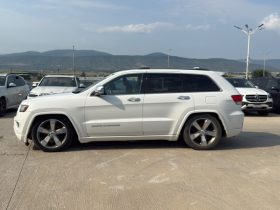 2014 Jeep Grand Cherokee, Overland
