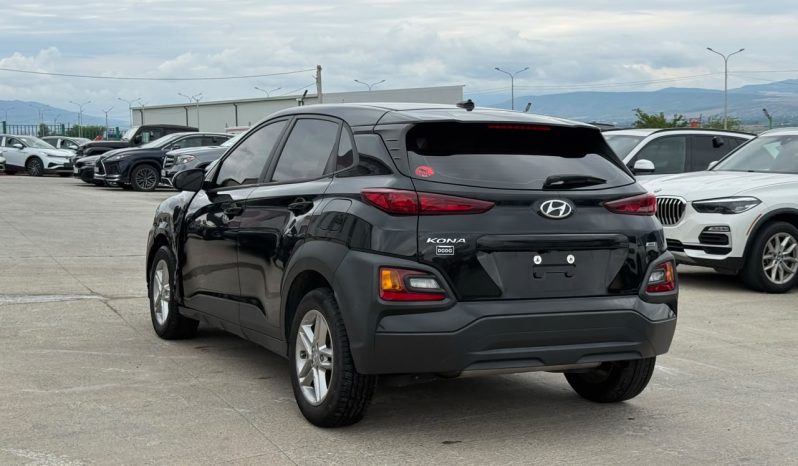 
								Hyundai Kona full									