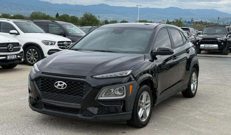 
								Hyundai Kona full									