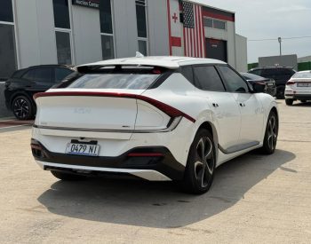 2022 KIA EV6