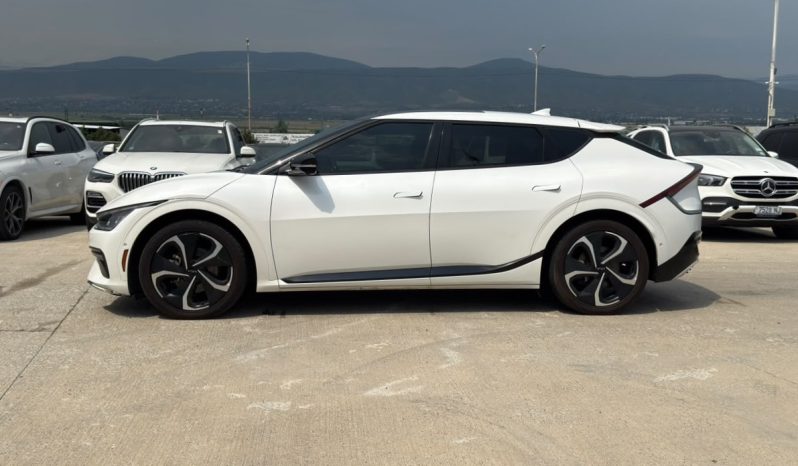 
								2022 KIA EV6 full									