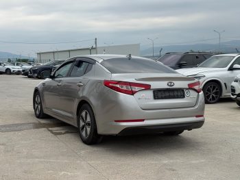 Kia Optima Hybrid LX