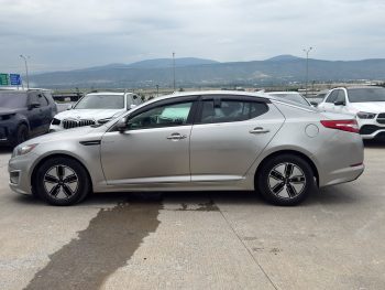 Kia Optima Hybrid LX