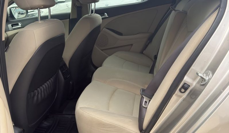 
								Kia Optima Hybrid LX full									