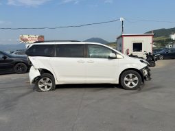 
										2015 Toyota Sienna, LE full									