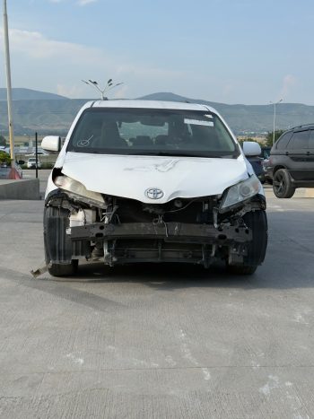2015 Toyota Sienna, LE