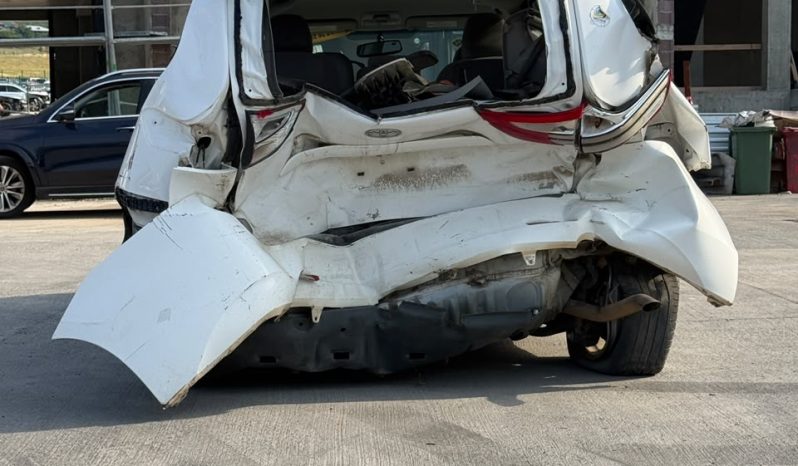 
								2015 Toyota Sienna, LE full									