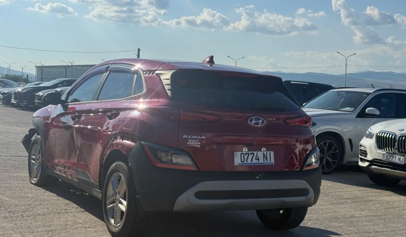 
								Hyundai Kona full									