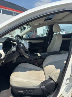 
										2020 Mazda 3, Premium full									