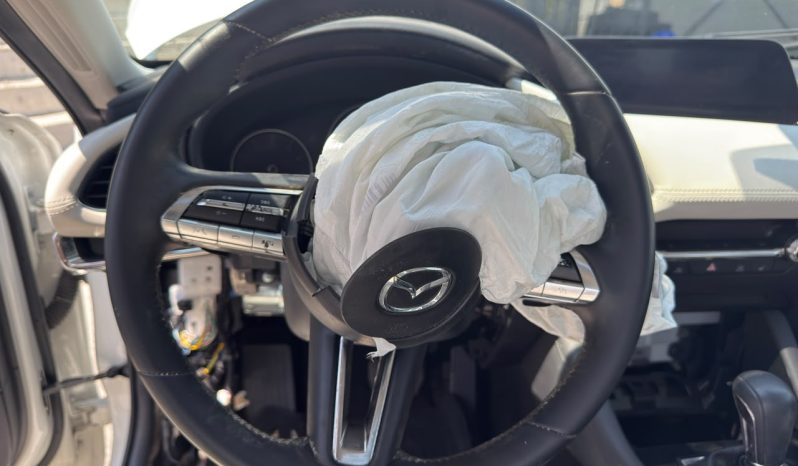 
								2020 Mazda 3, Premium full									