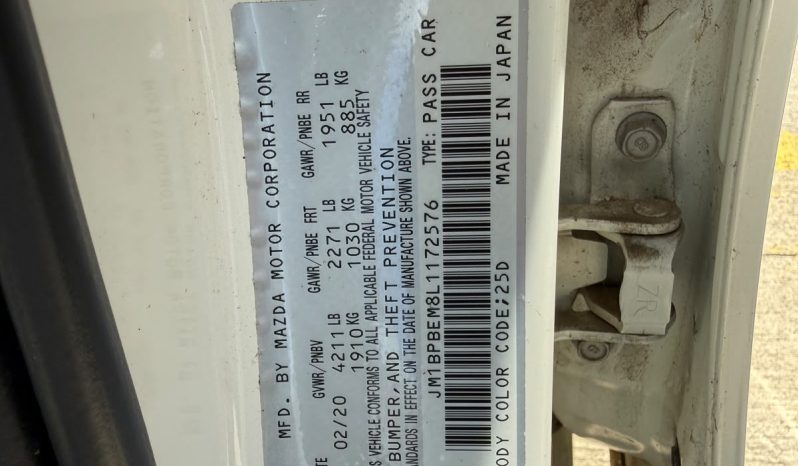 
								2020 Mazda 3, Premium full									