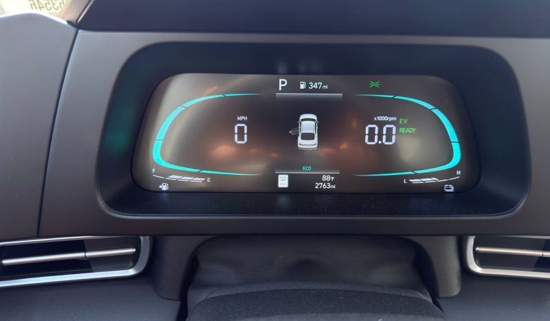 
								2025 Hyundai Elantra Hybrid Blue full									