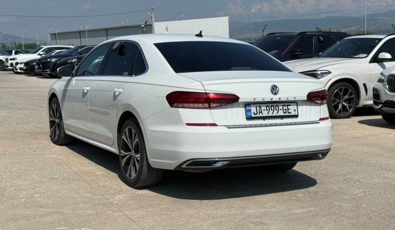 
								2021 Volkswagen Passat, 2.0T Se full									