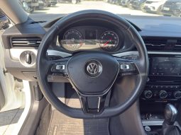 
										2021 Volkswagen Passat, 2.0T Se full									