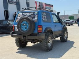 
										Mitsubishi Pajero full									