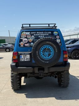 
										Mitsubishi Pajero full									