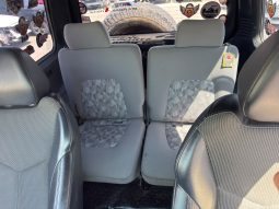 
										Mitsubishi Pajero full									