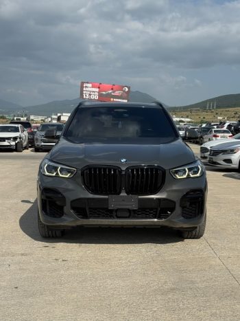 2022 BMW X5 M50I
